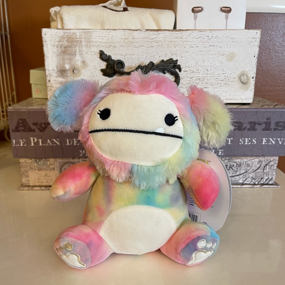 Squishmallow Squeezemallow Zaylee